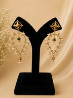Vanya Pearl Earrings