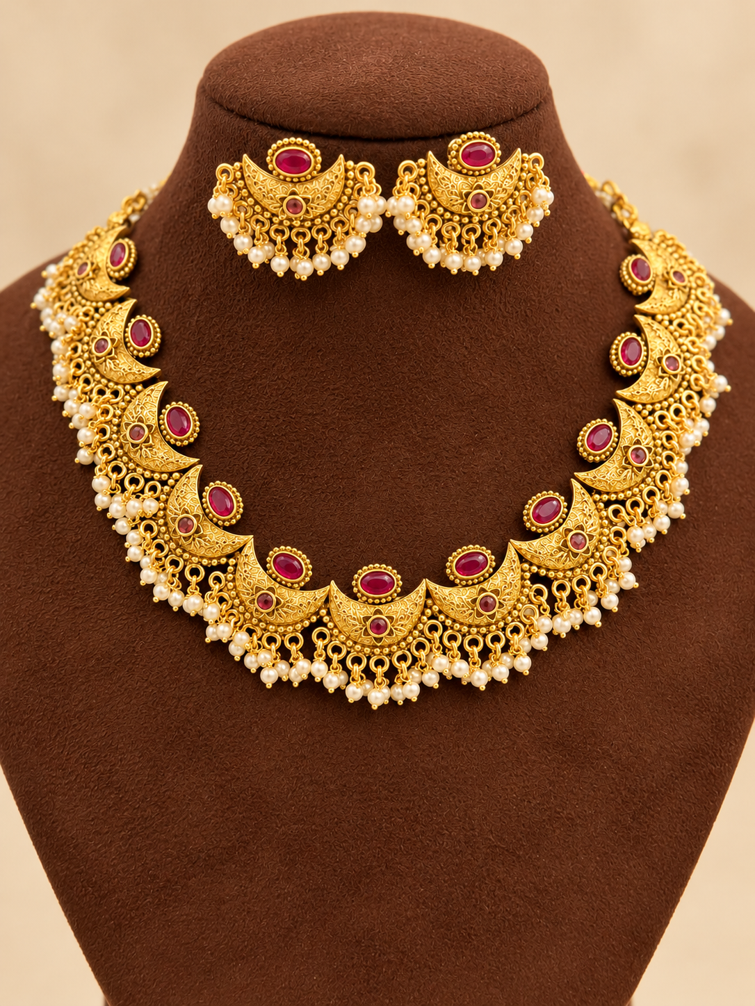 Dwiti Ruby Pearl Necklace Set
