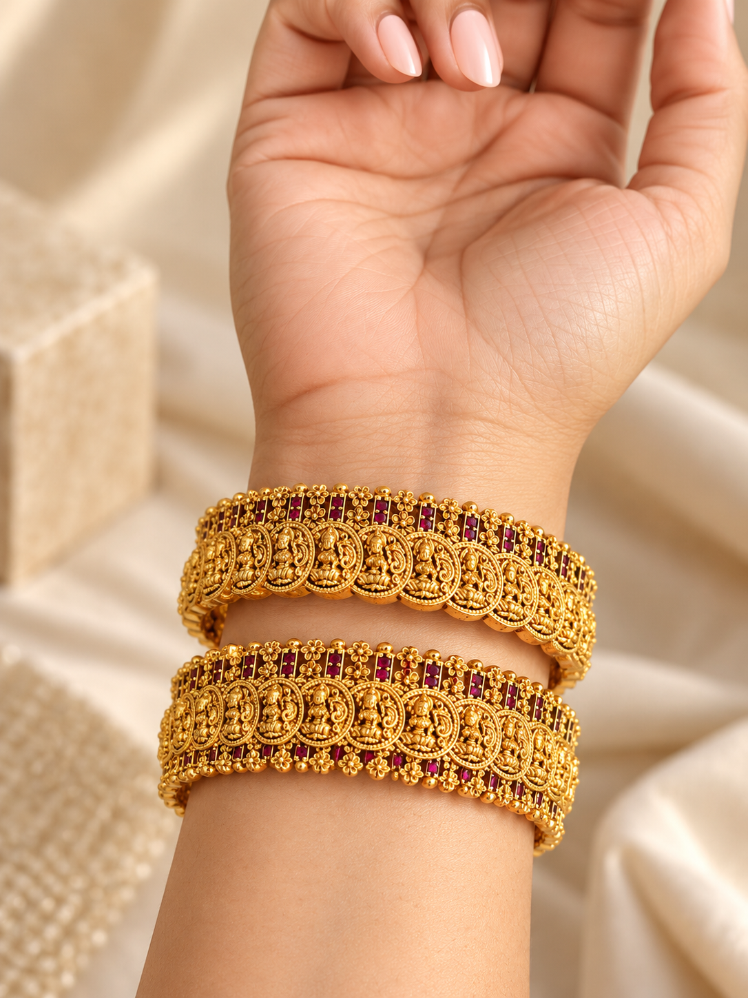 Mukti Traditional Kaasu Bangles (Set of 2)