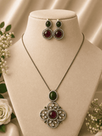 Nazaara Pendant Set