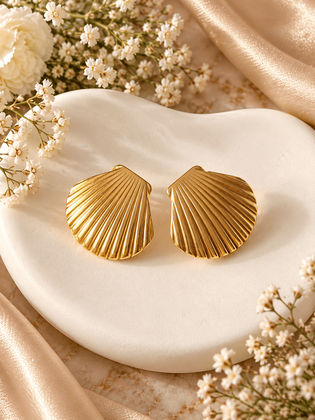 Sunray Shell Studs